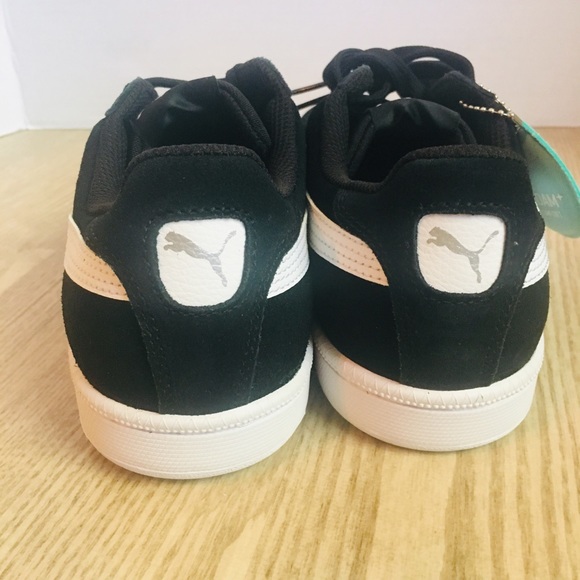 Puma tennis shoes - Picture 6 of 8